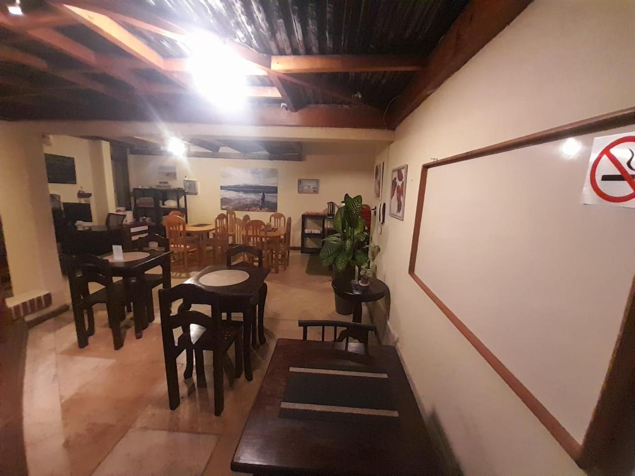 Sky Garden Hotel Guatemala City Bagian luar foto
